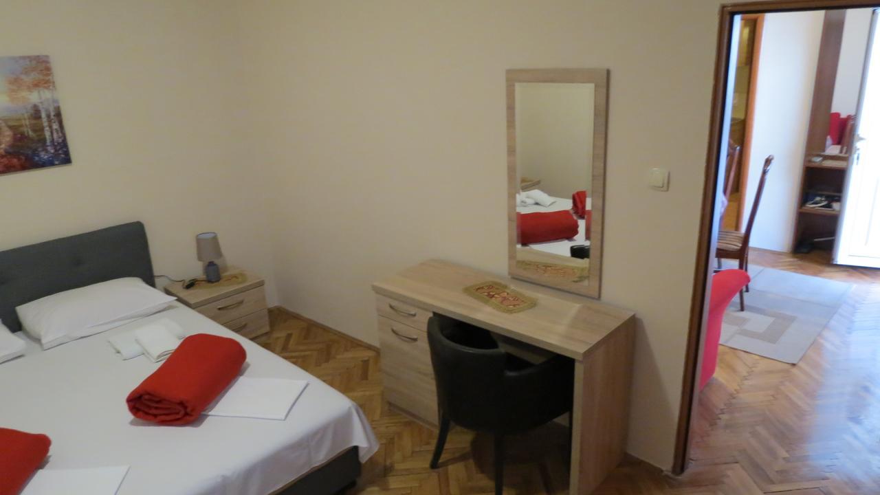 Oaza Hotel Petrovac Exterior photo